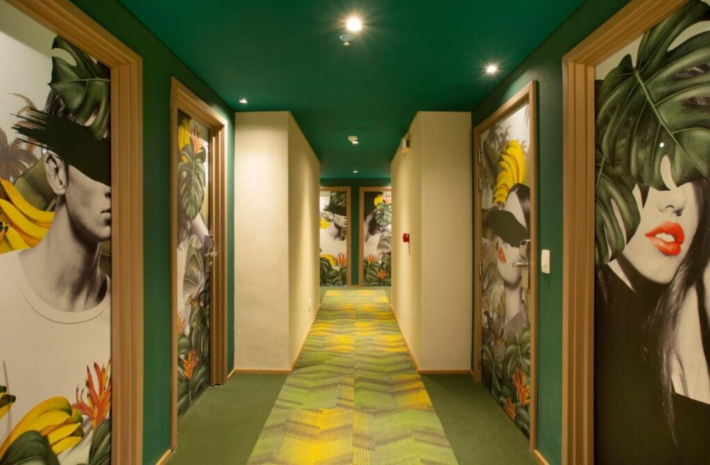 MERCURE 10